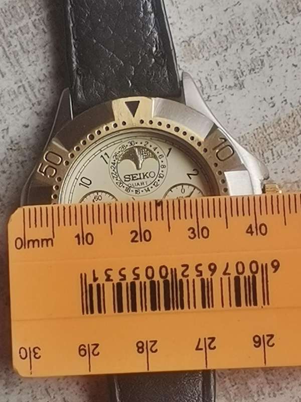 MENS SEIKO WATCH IN EXCELLENT WORKING CONDITION