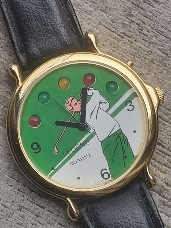 VINTAGE MENS LEGEND GOLF GOLD PLATED WATCH WITH FLICKERING LIGHTS IN EXCELLENT WORKING CONDITION