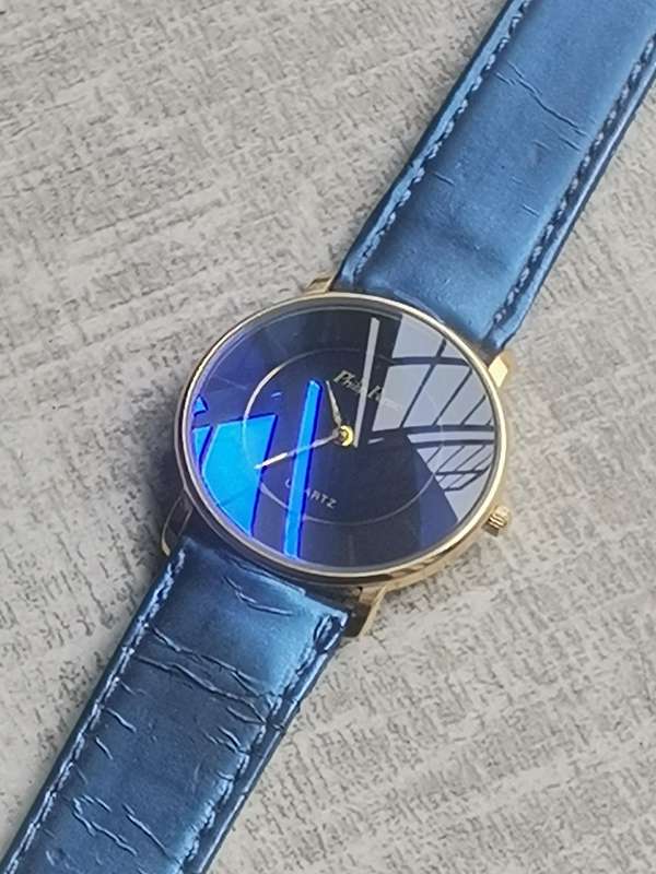 LADIES ALL BLUE PHILIP PERSIO SWISS MADE WATCH IN EXCELLENT WORKING CONDITION