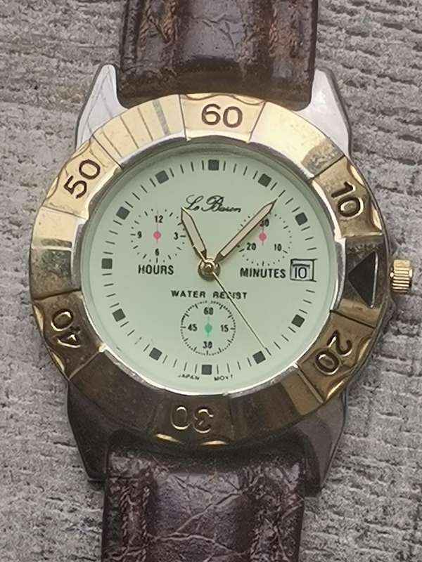 MENS LE BARON WATCH IN EXCELLENT WORKING CONDITION