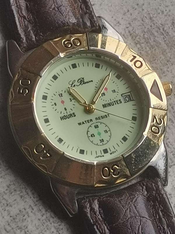 MENS LE BARON WATCH IN EXCELLENT WORKING CONDITION