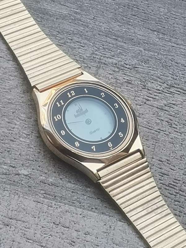 MENS VINTAGE KESSEL ELECTRONIC ANALOG QUARTZ WATCH IN EXCELLENT WORKING CONDITION
