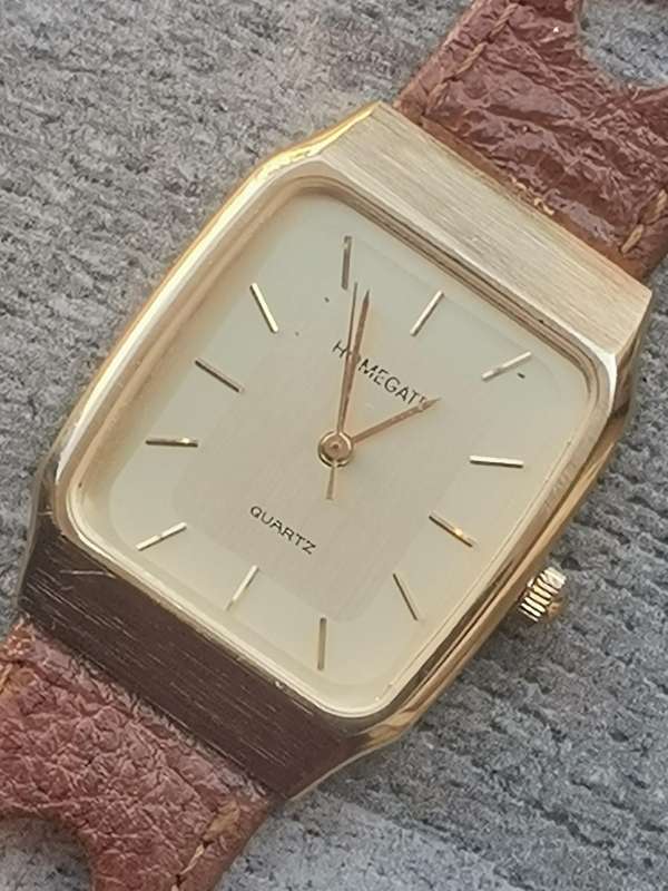 MENS VINTAGE HOMEGATE GOLD PLATED WATCH IN EXCELLENT WORKING CONDITION