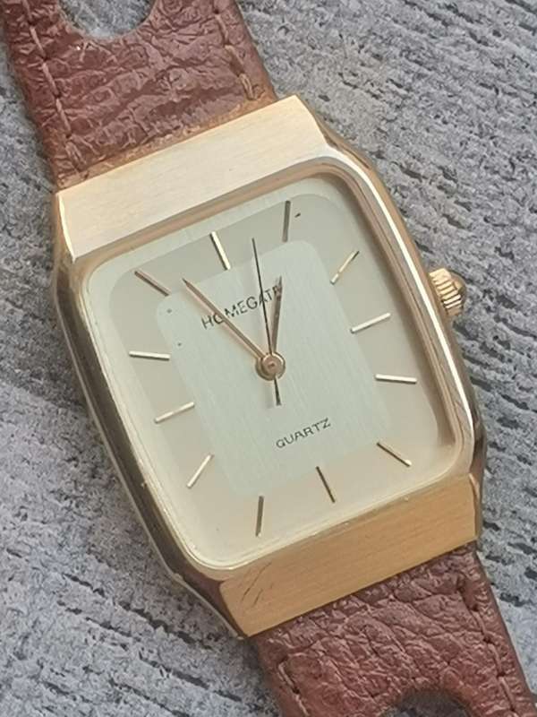 MENS VINTAGE HOMEGATE GOLD PLATED WATCH IN EXCELLENT WORKING CONDITION