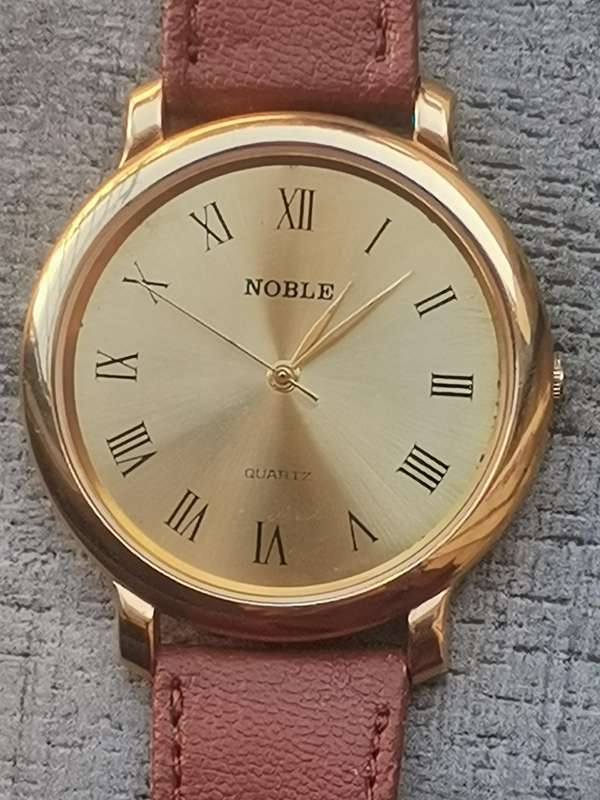 MENS VINTAGE NOBLE GOLD PLATED WATCH IN EXCELLENT WORKING CONDITION