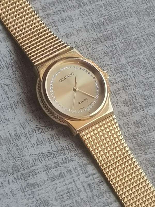 MENS VINTAGE OCCASION GOLD PLATED WATCH IN EXCELLENT WORKING CONDITION