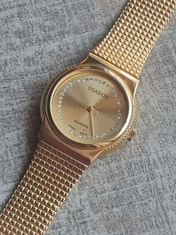 MENS VINTAGE OCCASION GOLD PLATED WATCH IN EXCELLENT WORKING CONDITION