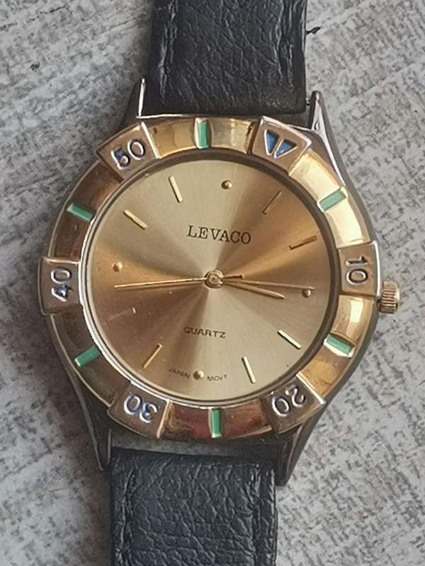 MENS LEVACO WATCH IN EXCELLENT WORKING CONDITION