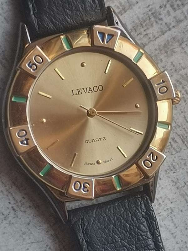 MENS LEVACO WATCH IN EXCELLENT WORKING CONDITION