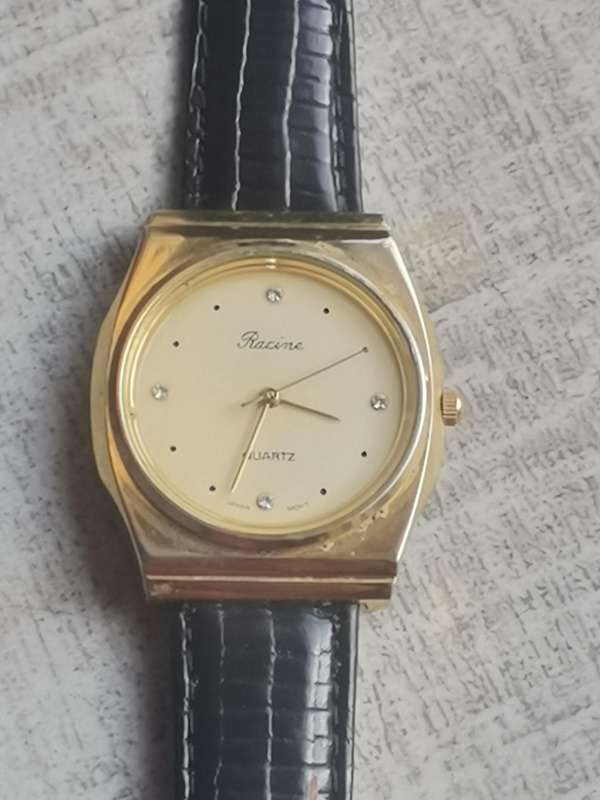 MENS VINTAGE RACINE WATCH IN EXCELLENT WORKING CONDITION