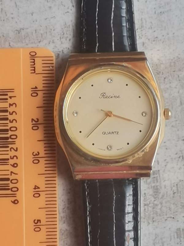 MENS VINTAGE RACINE WATCH IN EXCELLENT WORKING CONDITION