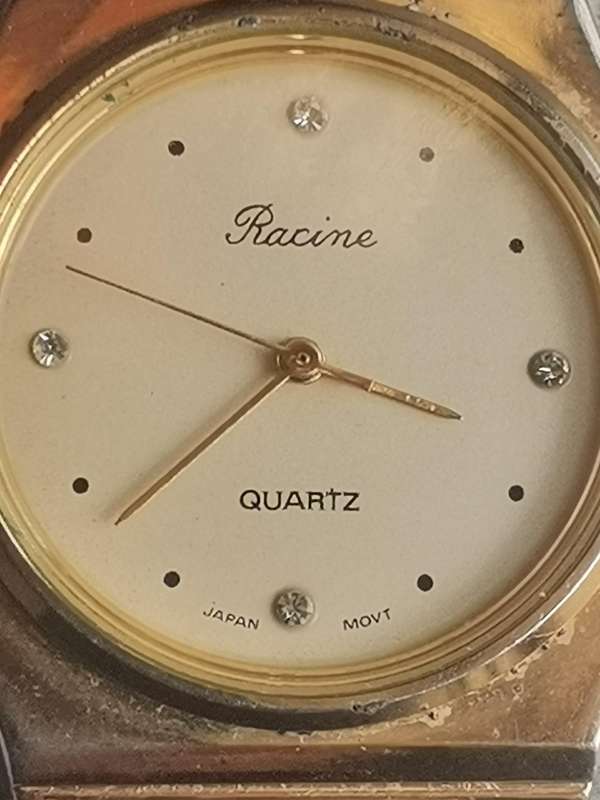 MENS VINTAGE RACINE WATCH IN EXCELLENT WORKING CONDITION