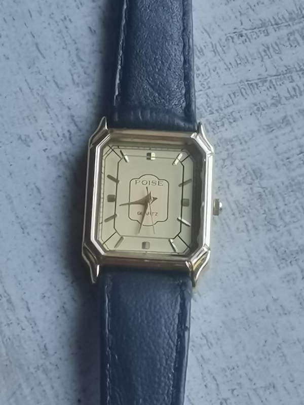 STUNNING LADIES POISE GOLD PLATED WATCH IN EXCELLENT WORKING CONDITION