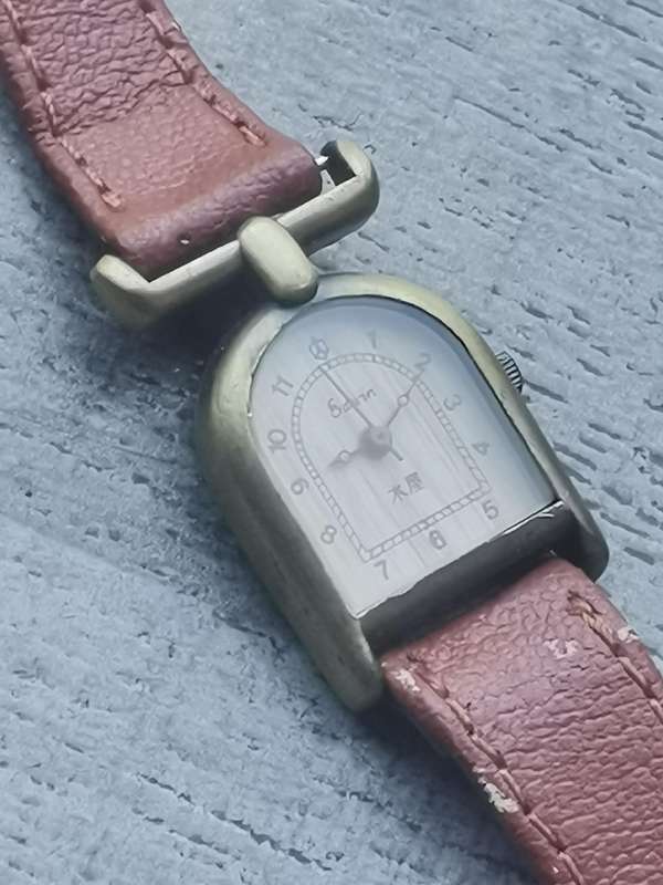 LADIES VINTAGE EDWIN WATCH IN EXCELLENT WORKING CONDITION