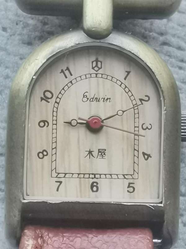 LADIES VINTAGE EDWIN WATCH IN EXCELLENT WORKING CONDITION