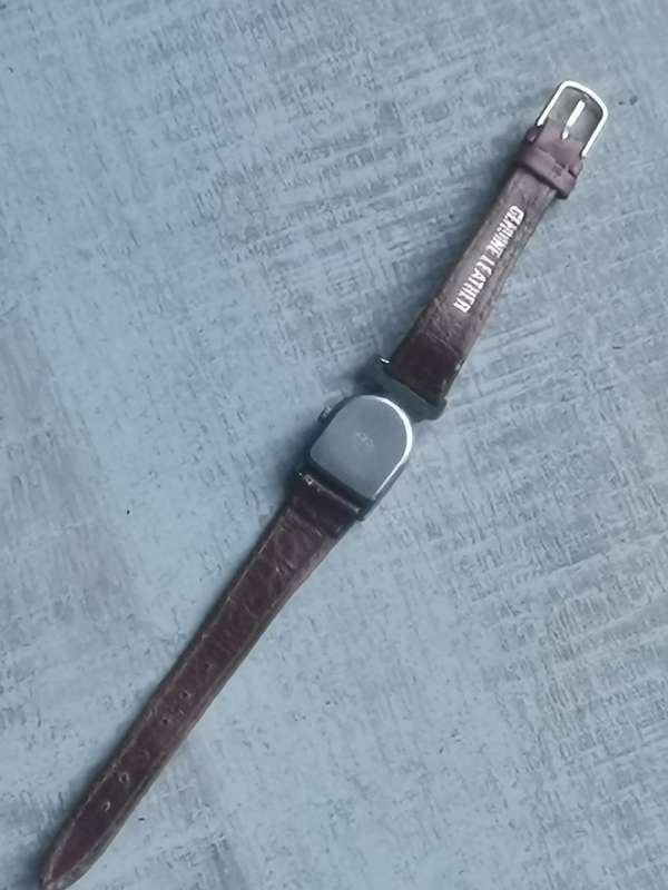 LADIES VINTAGE EDWIN WATCH IN EXCELLENT WORKING CONDITION