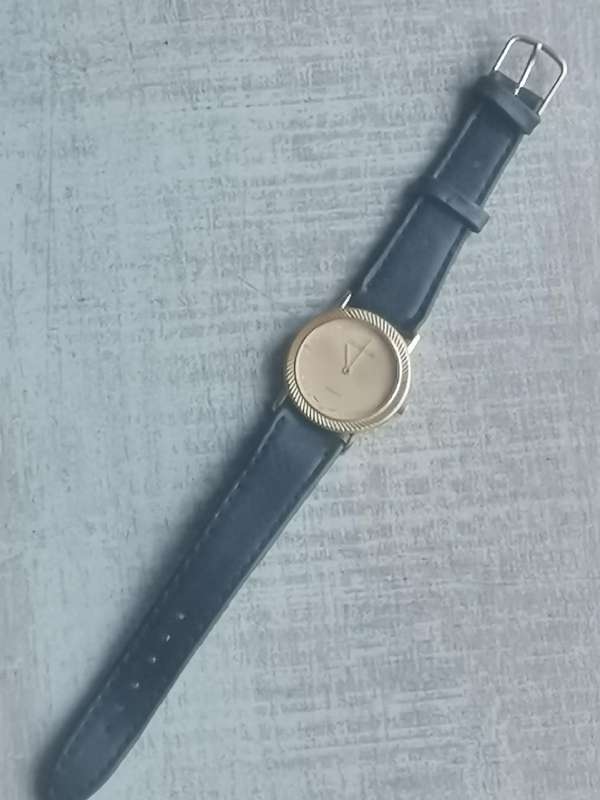 MENS VINTAGE OCCASION WATCH IN EXCELLENT WORKING CONDITION