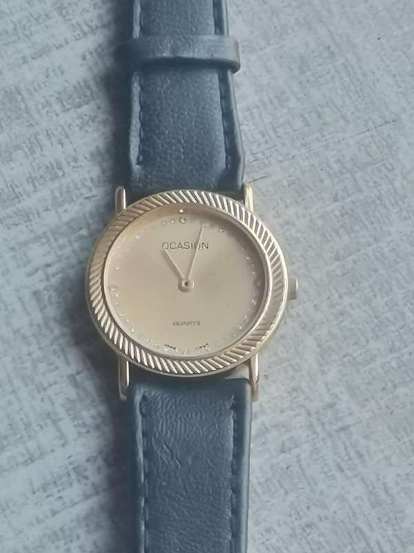 MENS VINTAGE OCCASION WATCH IN EXCELLENT WORKING CONDITION