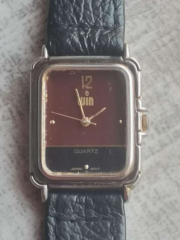 STUNNING LADIES WIN WATCH IN EXCELLENT WORKING CONDITION