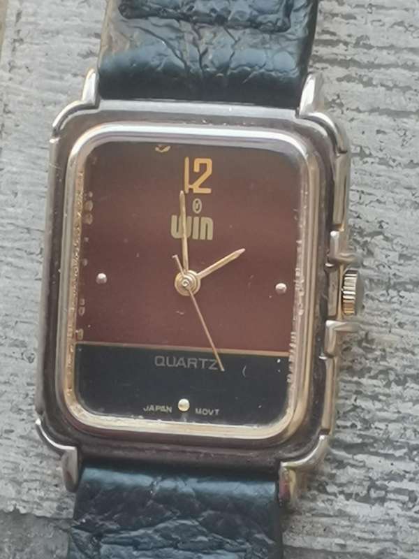 STUNNING LADIES WIN WATCH IN EXCELLENT WORKING CONDITION