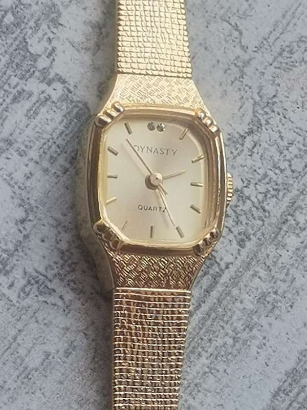 LADIES WATCH COLLECTION ALL IN EXCELLENT WORKING CONDITION - BIDDING FOR ALL 3 WATCHES