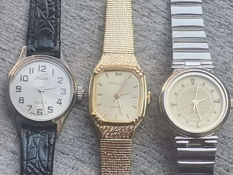 LADIES WATCH COLLECTION ALL IN EXCELLENT WORKING CONDITION - BIDDING FOR ALL 3 WATCHES