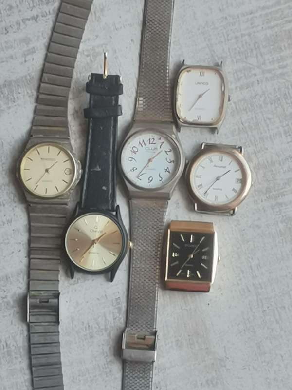 MENS VINTAGE QUARTZ WATCH COLLECTION - ALL IN GOOD WORKING CONDITION