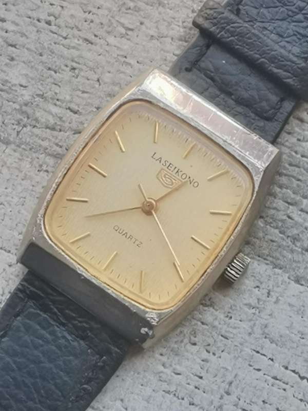 VINTAGE LASEIKONO 5 MENS HAND WINDING WATCH IN EXCELLENT WORKING CONDITION