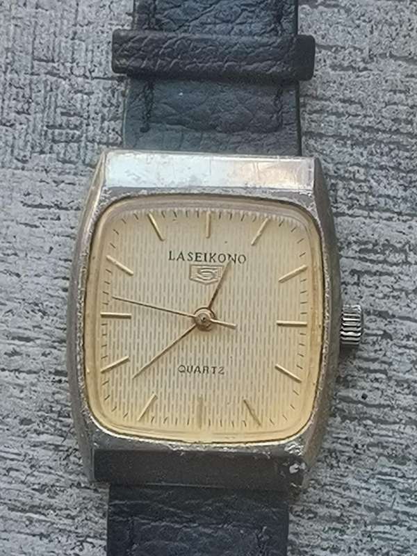 VINTAGE LASEIKONO 5 MENS HAND WINDING WATCH IN EXCELLENT WORKING CONDITION