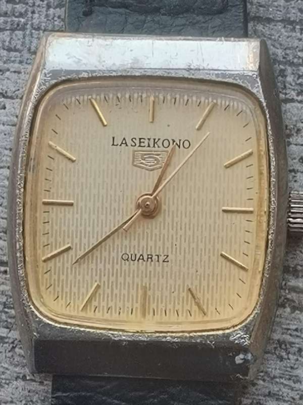 VINTAGE LASEIKONO 5 MENS HAND WINDING WATCH IN EXCELLENT WORKING CONDITION