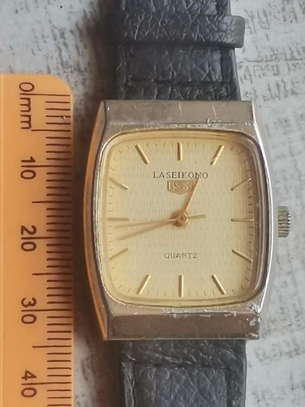 VINTAGE LASEIKONO 5 MENS HAND WINDING WATCH IN EXCELLENT WORKING CONDITION