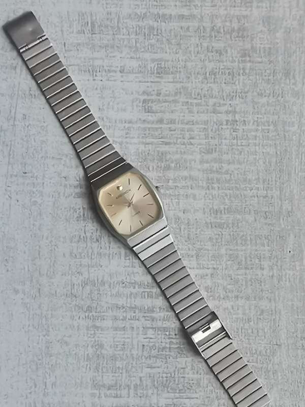 MENS VINTAGE ASEIKON STAINLESS STEEL WATCH IN EXCELLENT WORKING CONDITION