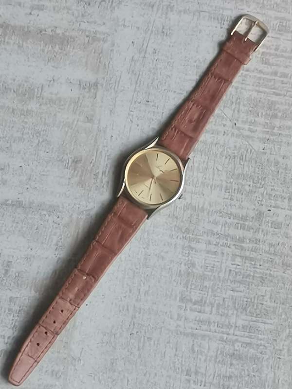 MENS VINTAGE ANGELA WATCH IN EXCELLENT WORKING CONDITION