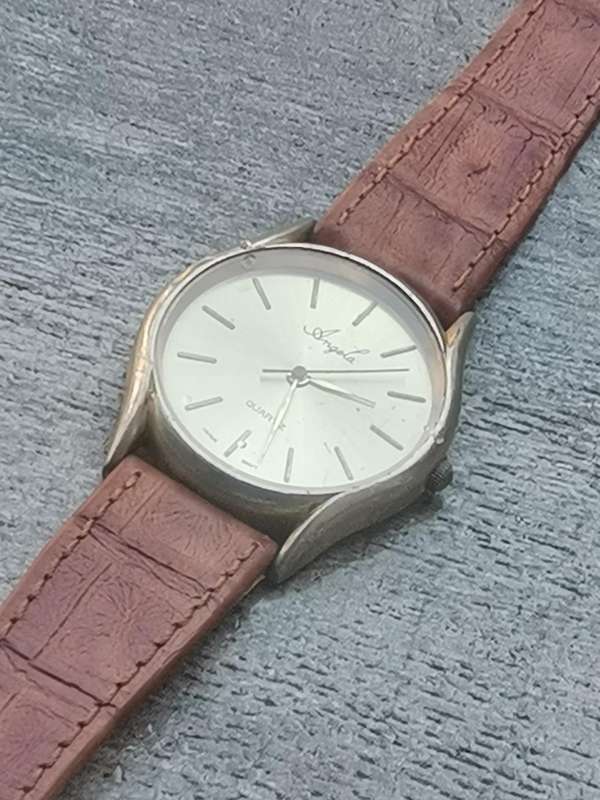 MENS VINTAGE ANGELA WATCH IN EXCELLENT WORKING CONDITION