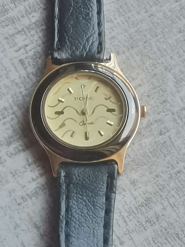 LADIES POISE WATCH IN EXCELLENT WORKING CONDITION