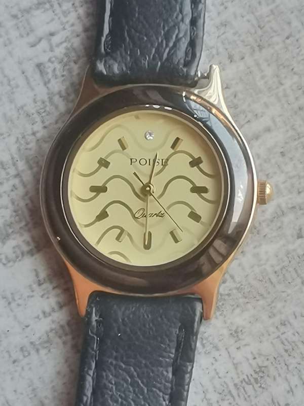LADIES POISE WATCH IN EXCELLENT WORKING CONDITION
