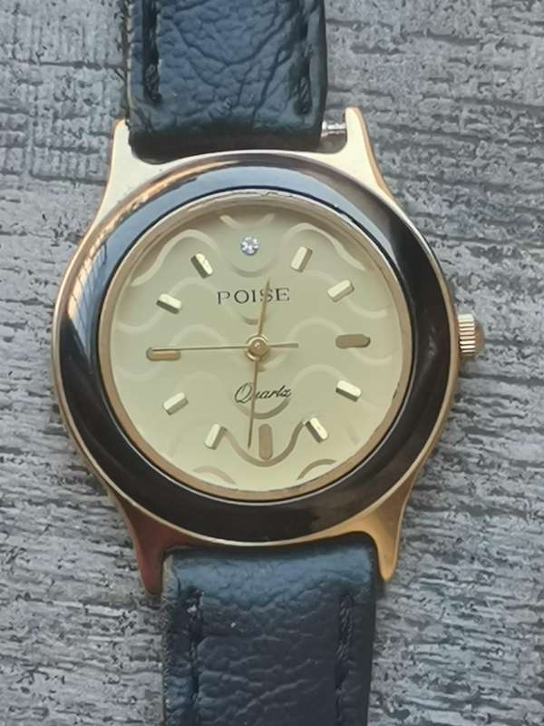 LADIES POISE WATCH IN EXCELLENT WORKING CONDITION