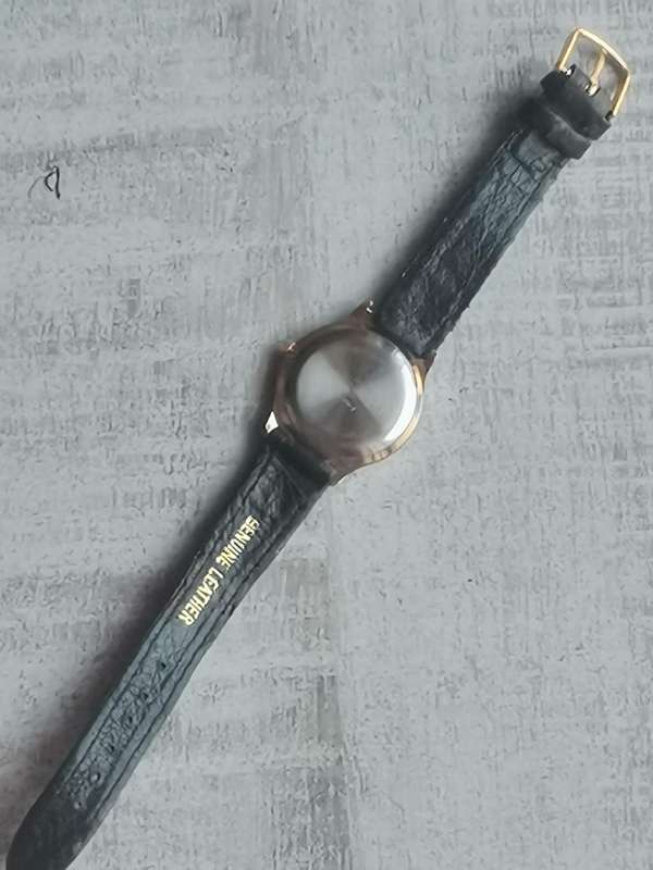 LADIES POISE WATCH IN EXCELLENT WORKING CONDITION