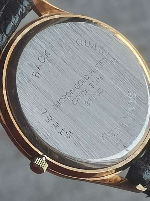 MENS VINTAGE DYNASTY EXTRA SLIM MENS GOLD PLATED WATCH IN EXCELLENT WORKING CONDITION