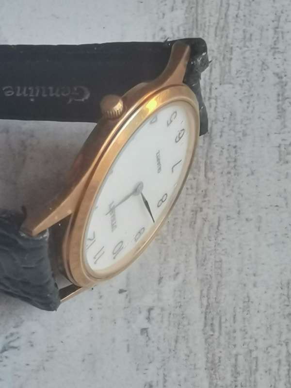 MENS VINTAGE DYNASTY EXTRA SLIM MENS GOLD PLATED WATCH IN EXCELLENT WORKING CONDITION
