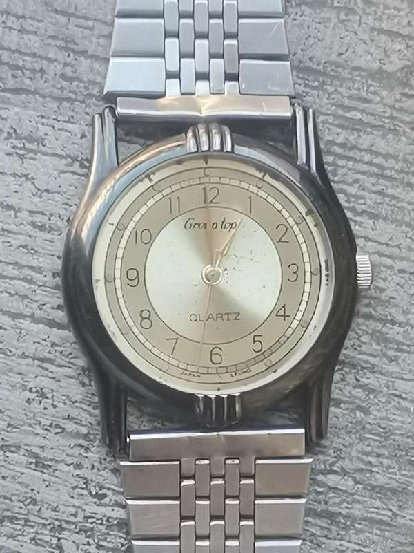 LADIES GROUP TOP WATCH WITH STAINLESS STEEL STRAP IN EXCELLENT WORKING CONDITION