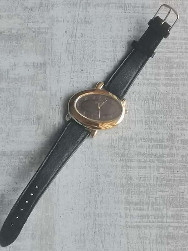 LADIES POISE GOLD PLATED WATCH IN EXCELLENT WORKING CONDITION