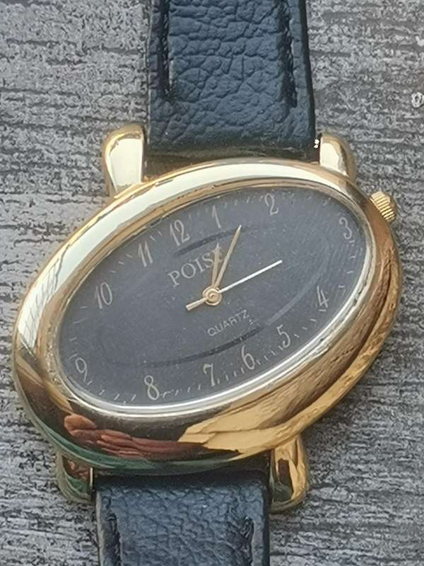 LADIES POISE GOLD PLATED WATCH IN EXCELLENT WORKING CONDITION