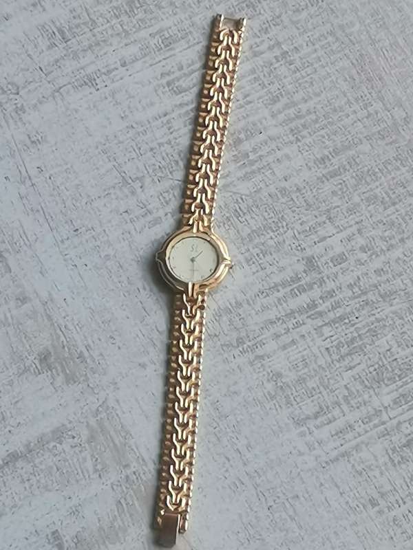 LADIES STL ALL GOLD PLATED WATCH IN EXCELLENT WORKING CONDITION - UNWORN AS GOOD AS NEW