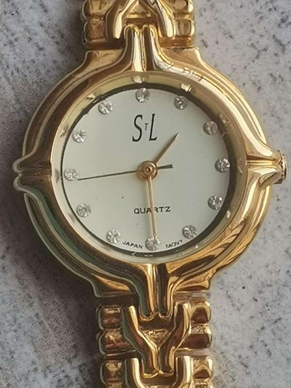 LADIES STL ALL GOLD PLATED WATCH IN EXCELLENT WORKING CONDITION - UNWORN AS GOOD AS NEW