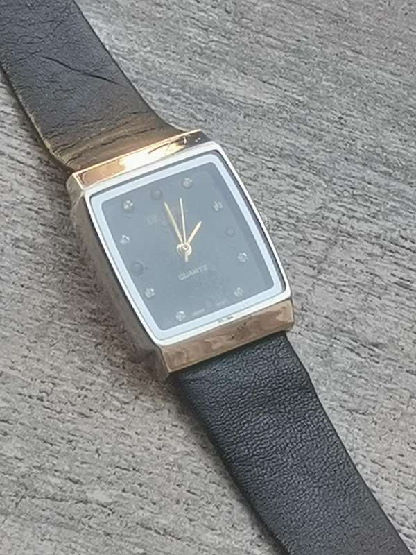 LADIES DE LUXE WATCH IN EXCELLENT WORKING CONDITION
