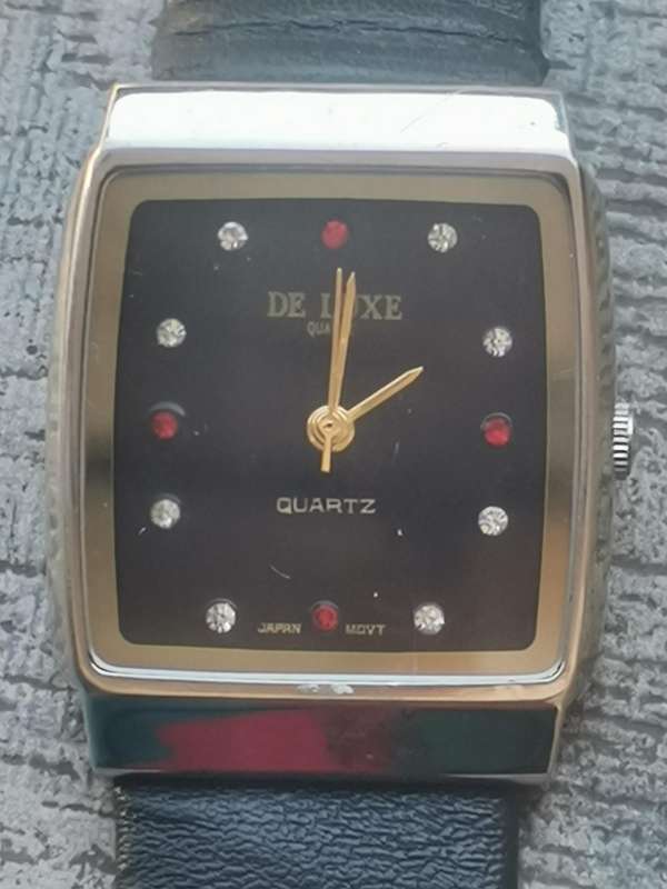 LADIES DE LUXE WATCH IN EXCELLENT WORKING CONDITION