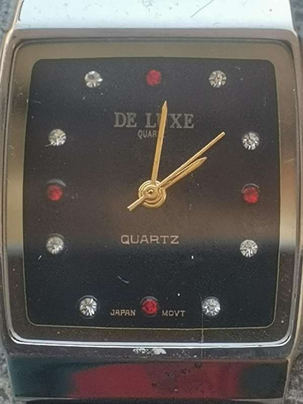 LADIES DE LUXE WATCH IN EXCELLENT WORKING CONDITION