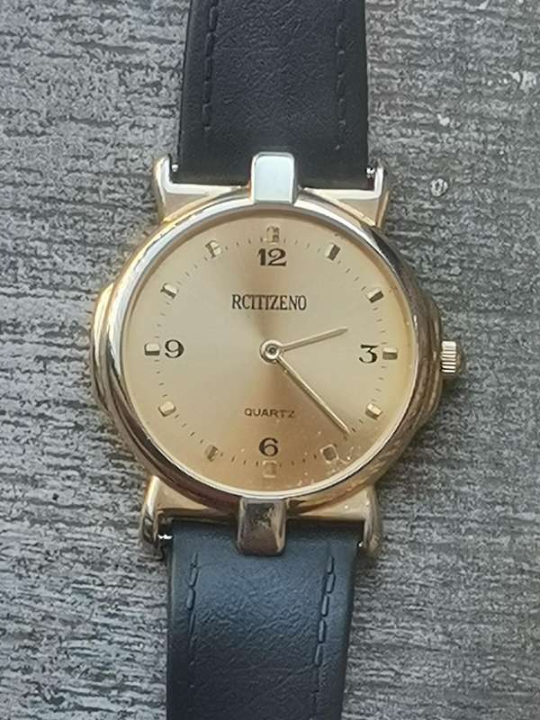 LADIES VINTAGE RCITIZENO WATCH IN EXCELLENT WORKING CONDITION