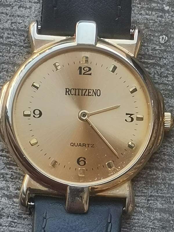 LADIES VINTAGE RCITIZENO WATCH IN EXCELLENT WORKING CONDITION